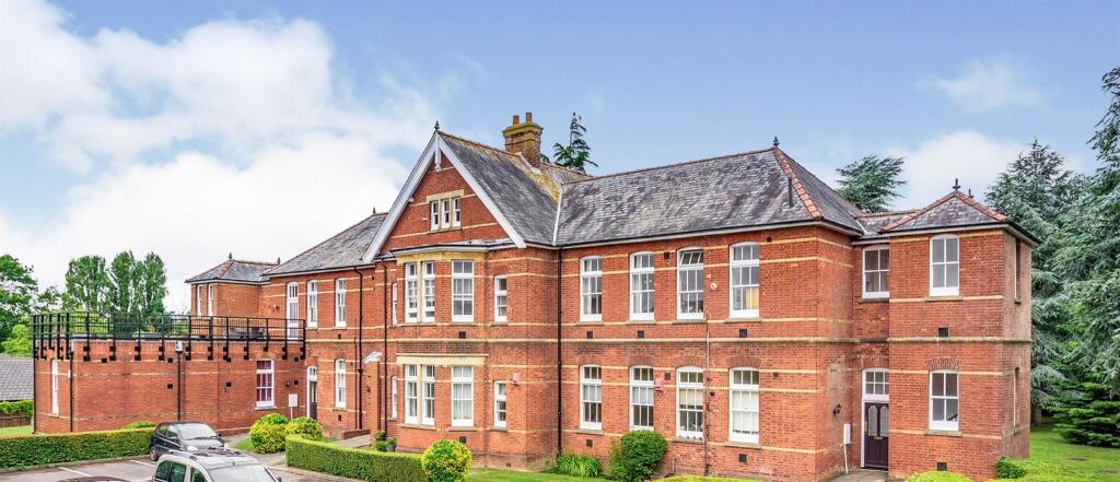 Main image of property: Oak Tree Way, Horsham