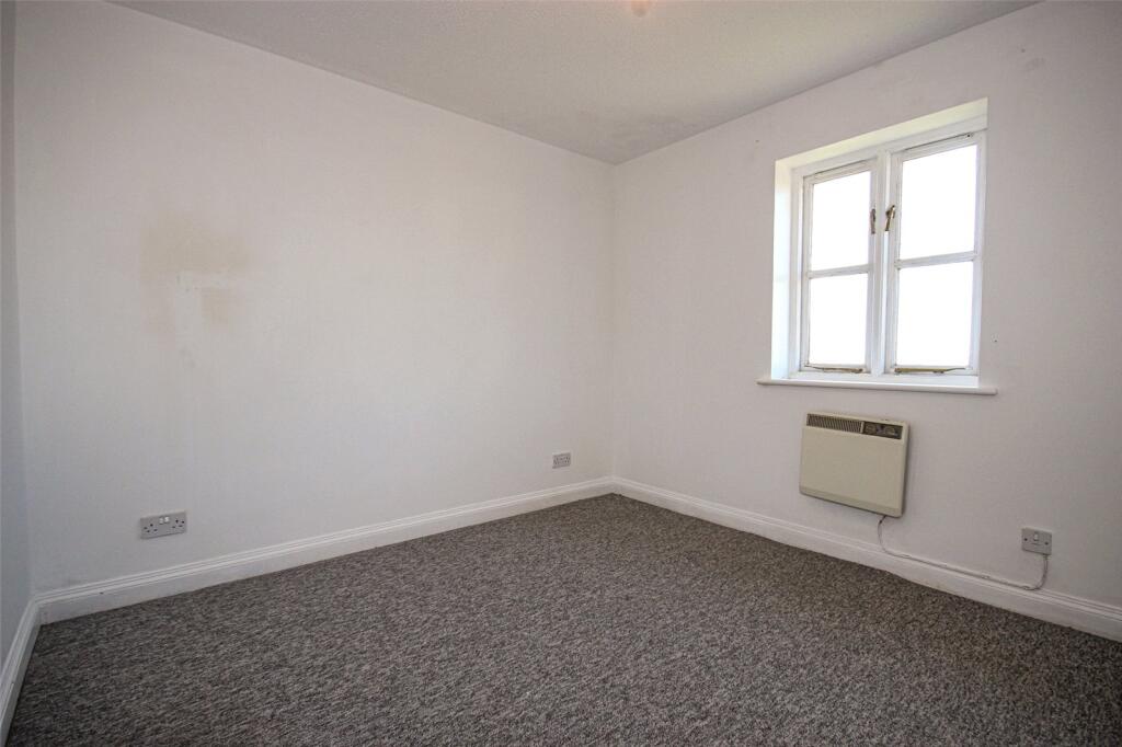 Apartment in Charmouth - More