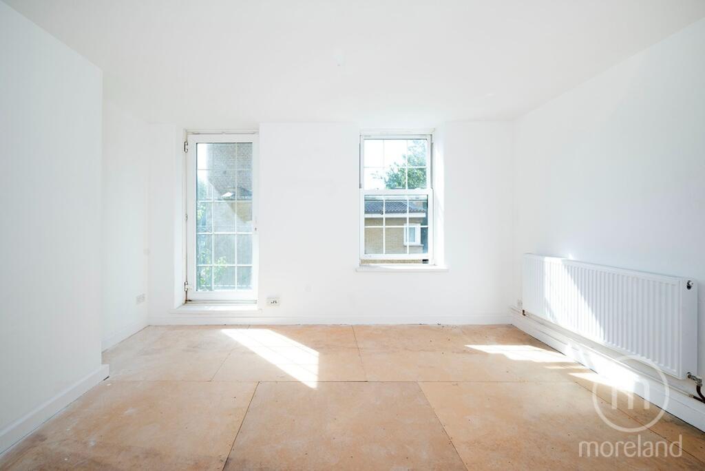 Apartment in London - View 2
