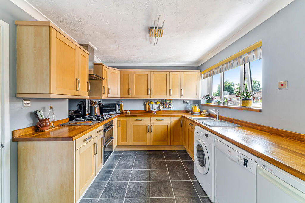 House in Weston-super-Mare, Milton - View 3