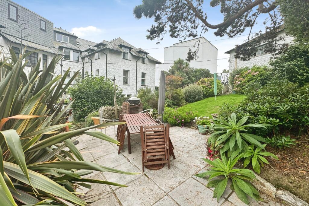 Apartment in Looe, Cornwall - View 4
