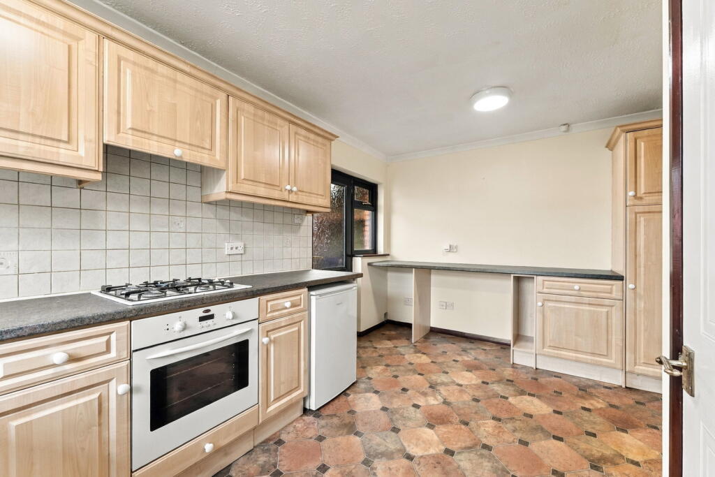 House in Macclesfield, Cheshire East - View 5