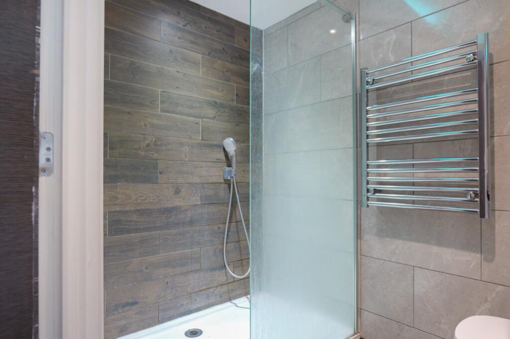 Apartment in Sheffield, South Yorkshire - More
