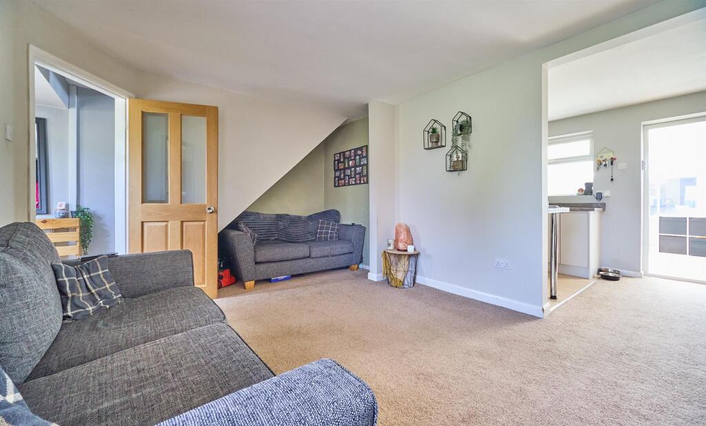 Aulton Crescent, Hinckley photo 4