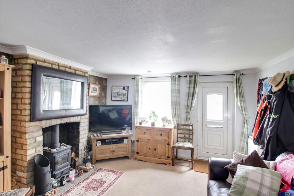 Great North Road, Wyboston, MK44 photo 3