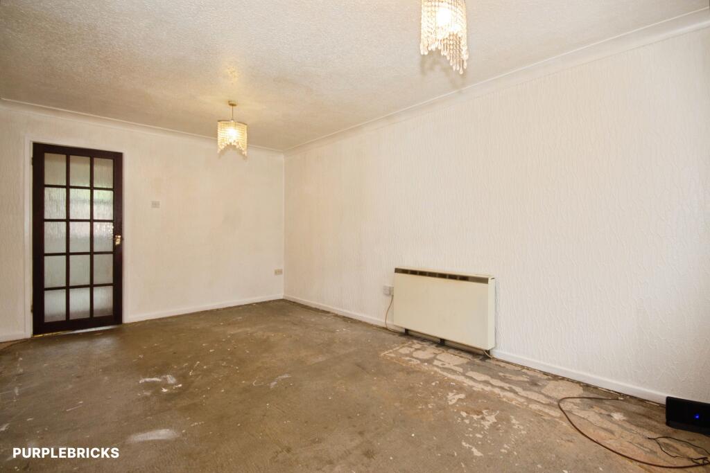 House in Coventry, Walsgrave - More