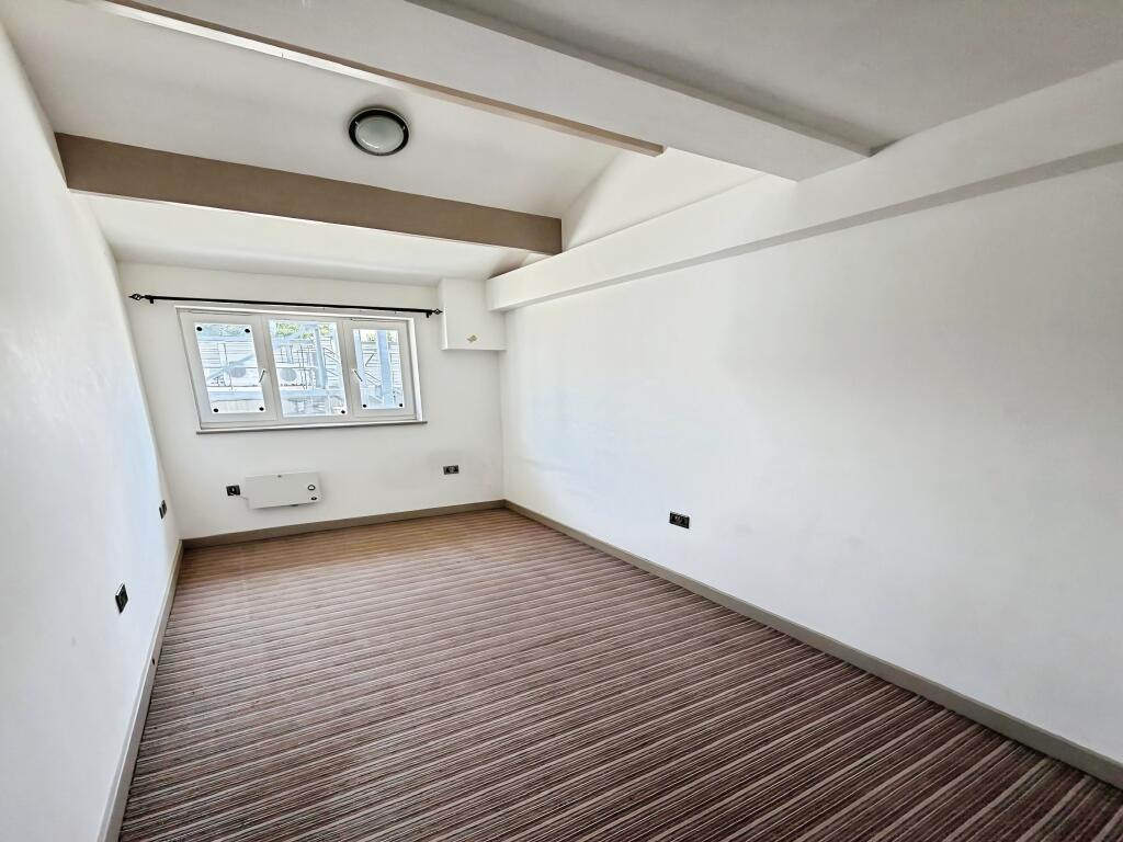 Apartment in Peterborough, Ortongate Centre, Orton Waterville - View 5