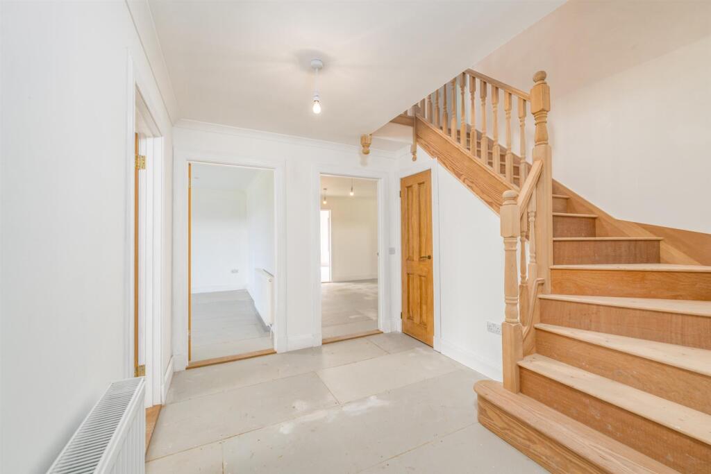 63 Gillsland, Eyemouth photo 3