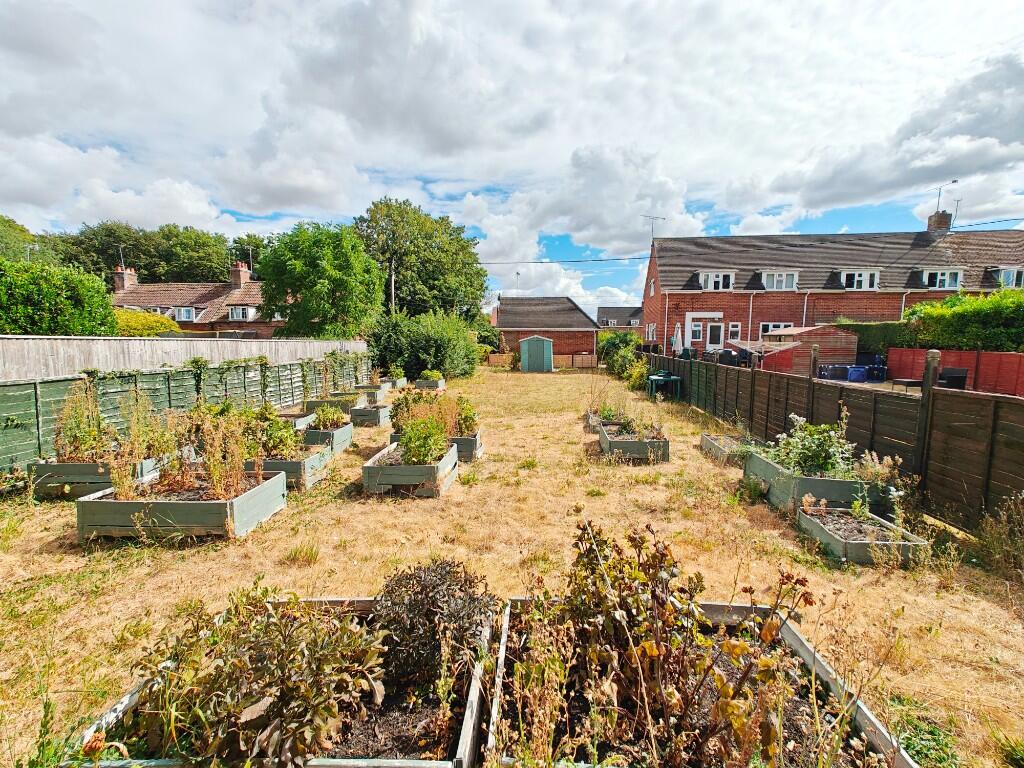 House in Salisbury - View 2