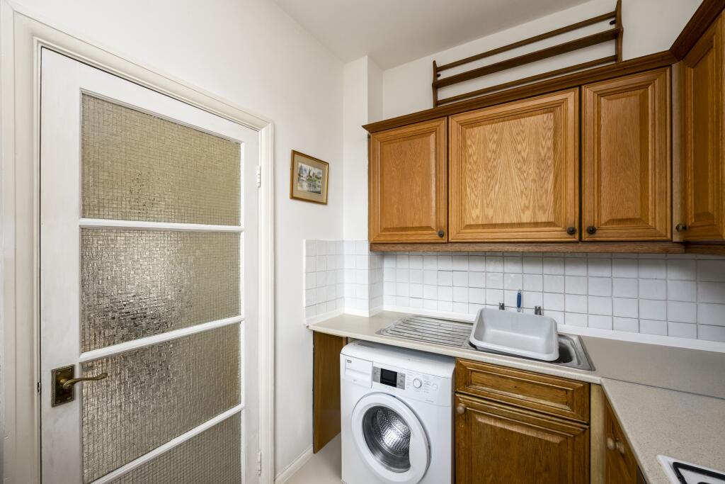Apartment in Brighton - More