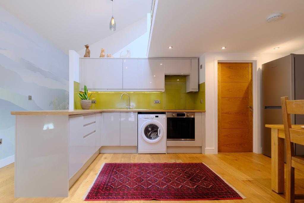 Apartment in Worcester - More
