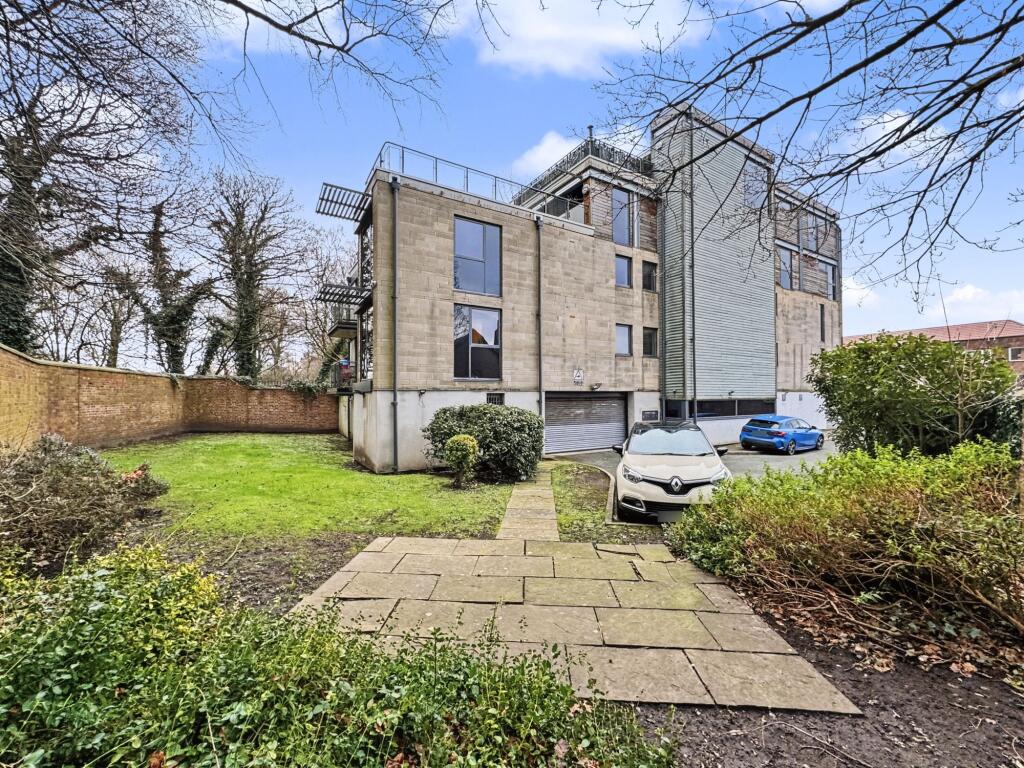 Main image of property: Heaton Lodge, Bury Old Road, Prestwich, M25