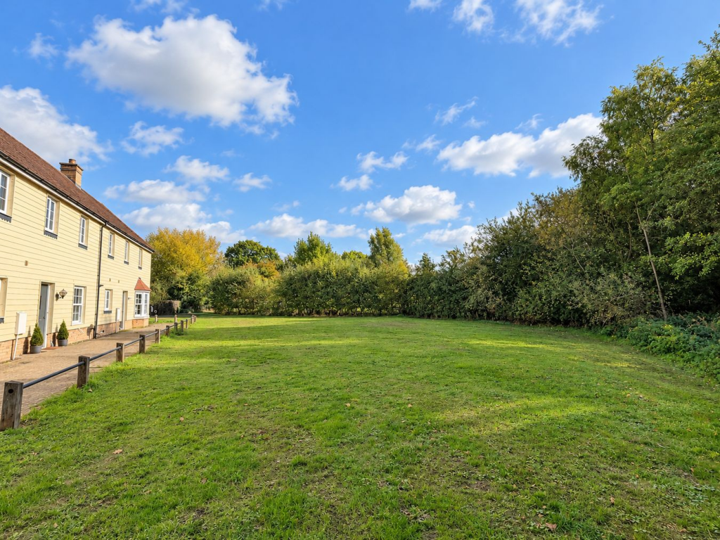 River Bank Walk, Colchester , Colchester, CO1 photo 2