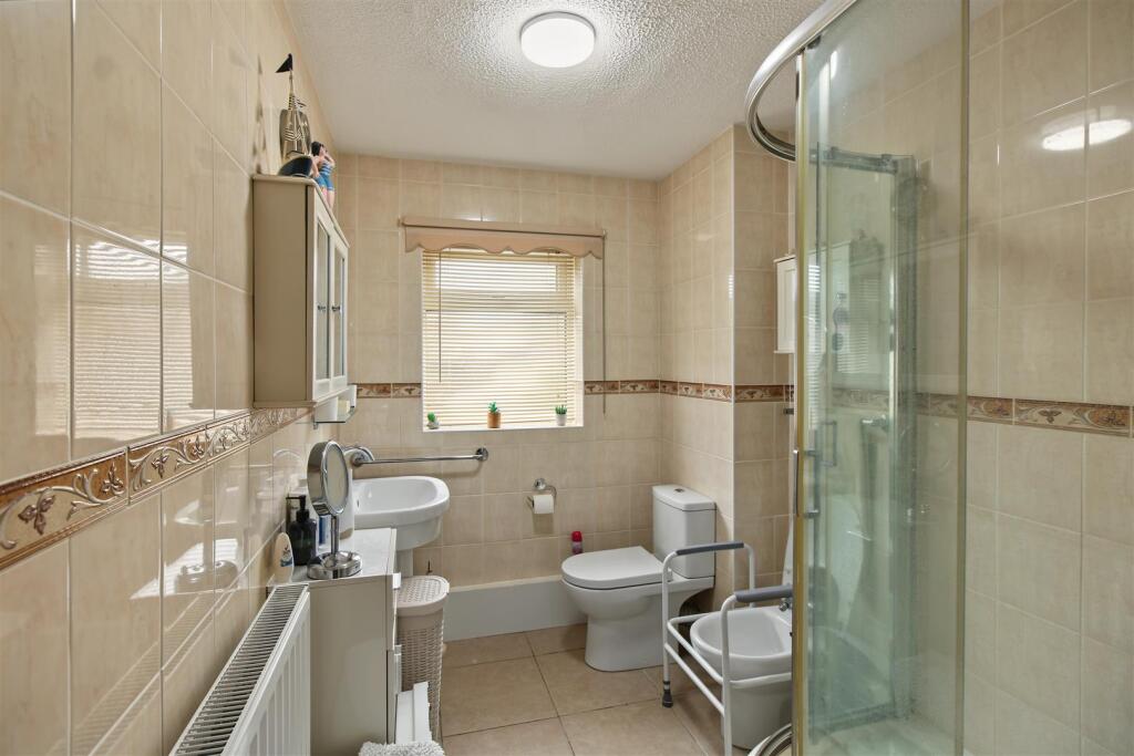 House in Peterborough - View 5
