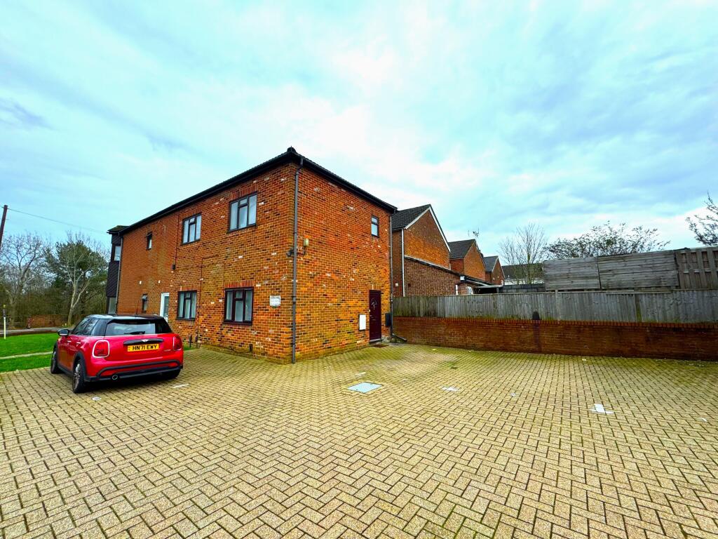 Main image of property: Portswood Road, SO17