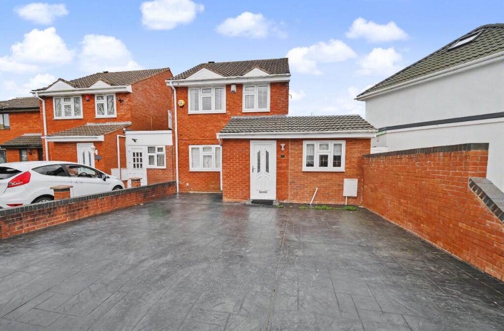 Main image of property: Neville Avenue, Goldthorn Park, Wolverhampton, West Midlands, WV4