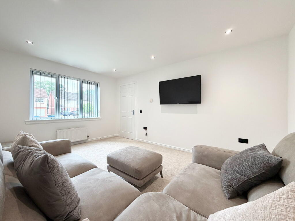 House in Falkirk - View 3