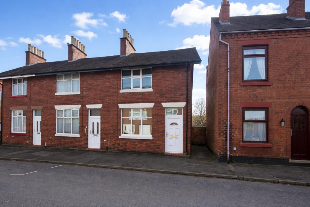 Main image of property: Wood Street, Leek, Staffordshire, ST13 5LZ