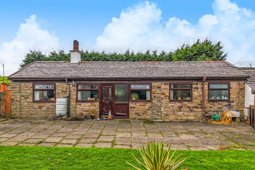Slack Fold Lane, Farnworth, BL4 photo 4