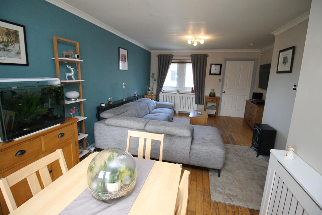 Meadow Court, Dunipace, Falkirk photo 3