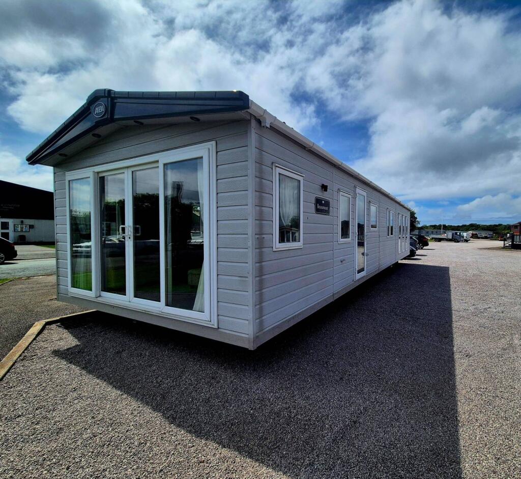 Main image of property: Southport New Road, Banks, Southport, PR9 8DF
