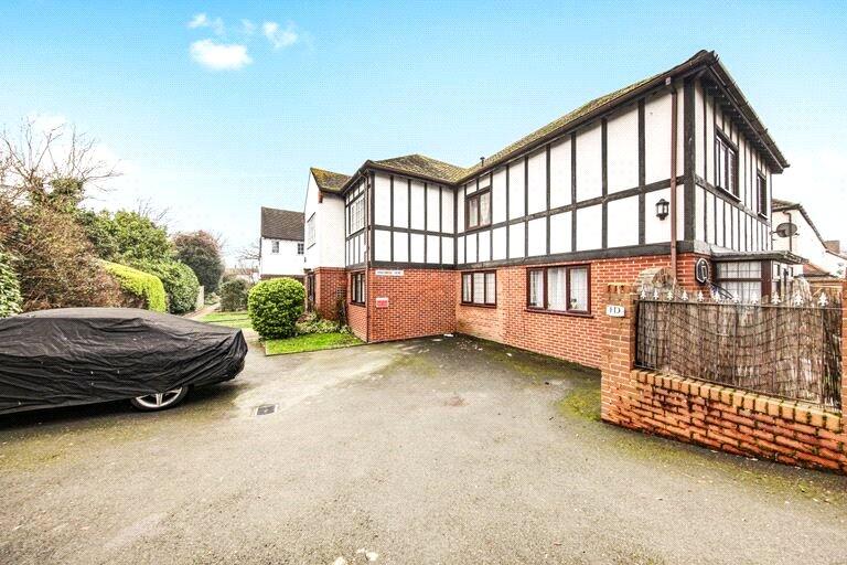 Barrowell Green, London, N21 photo 2