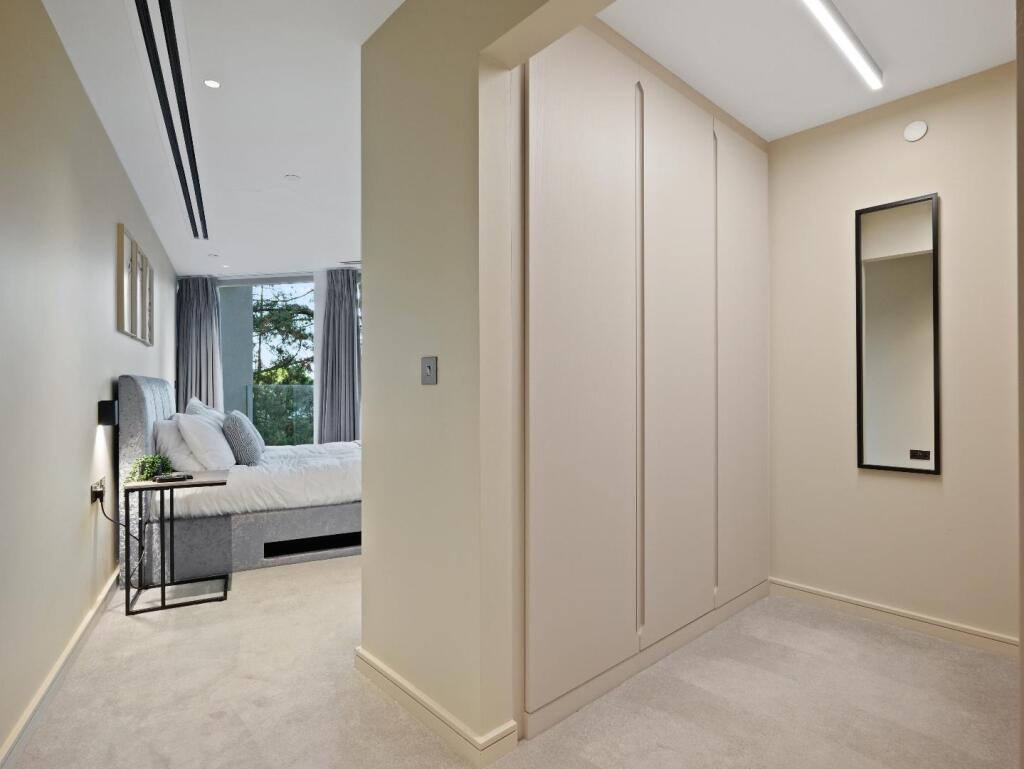 Apartment in Poole - View 5