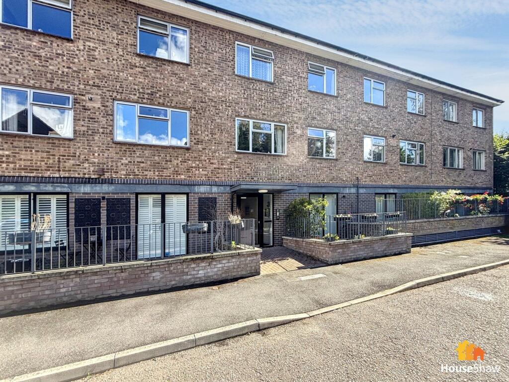 Main image of property: Lindo Close, Chesham, HP5