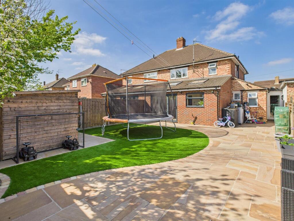 House in Gloucester, Gloucestershire - View 4