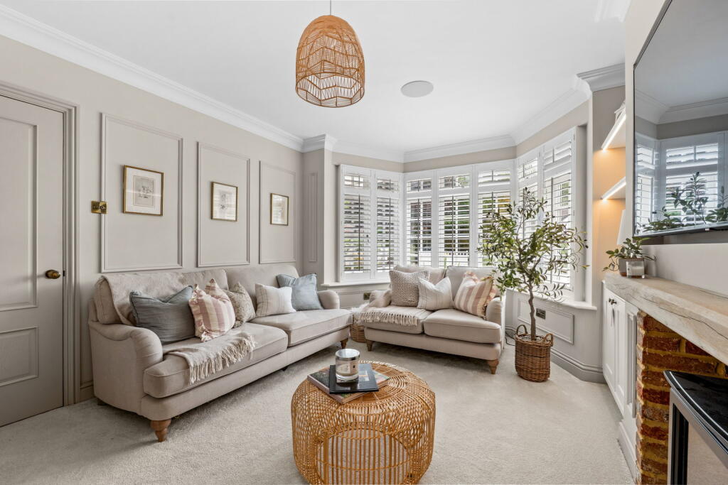 House in Kingston upon Thames - View 4
