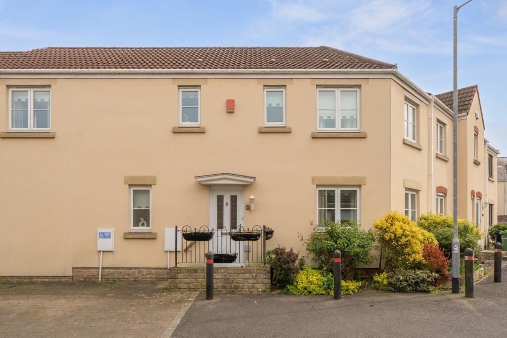 Main image of property: Kissing Batch, Frome, BA11