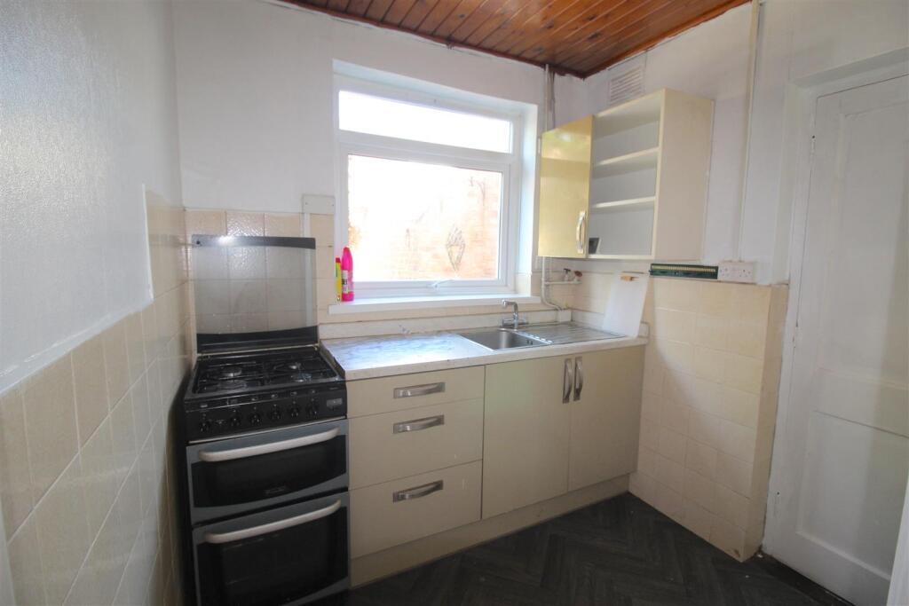 House in Birmingham, Acocks Green - View 4