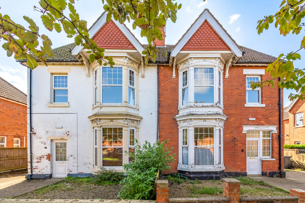 Main image of property: 41 - 43  Algitha Road, Skegness, Lincolnshire, PE25 2AJ