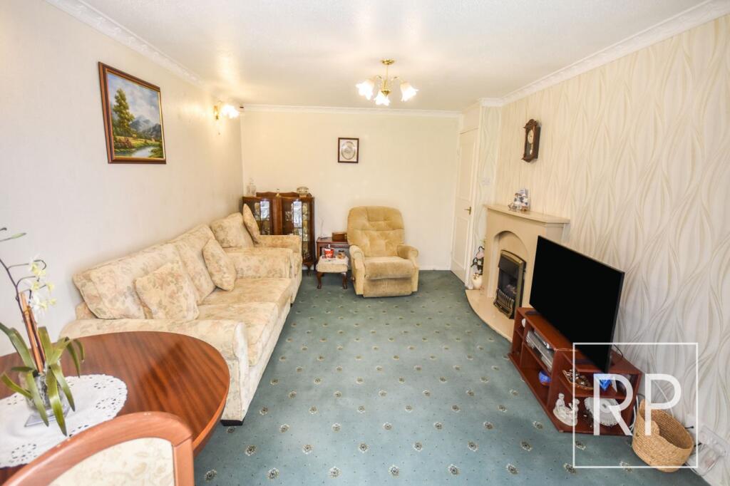 House in Wolverhampton, West Midlands - View 3