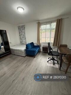 Main image of property: Studio, Hounslow, TW3