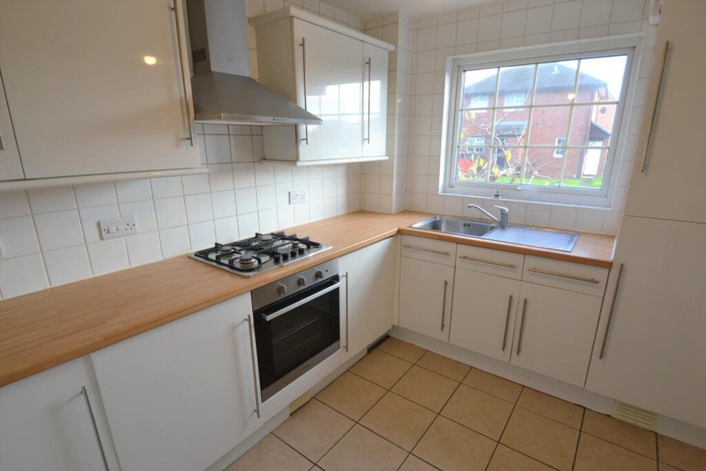 Apartment in Stevenage - View 3