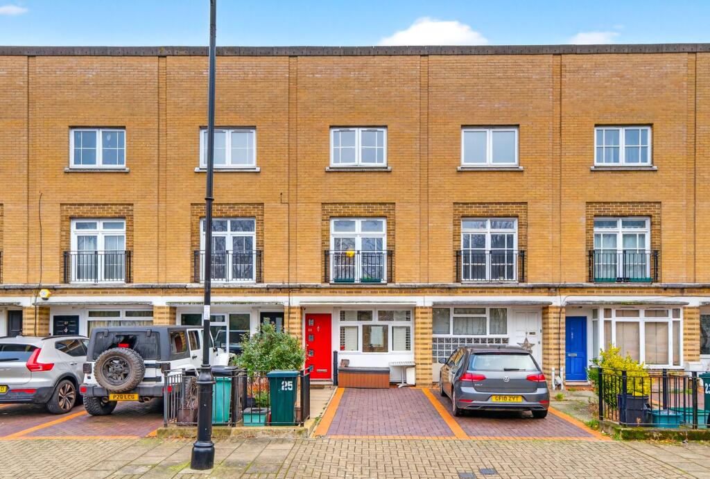Main image of property: Parkside Crescent, London, N7