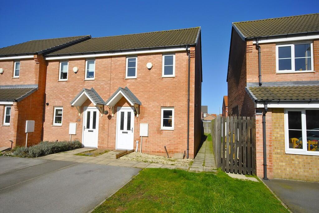 Main image of property: 10 Mirabelle Way