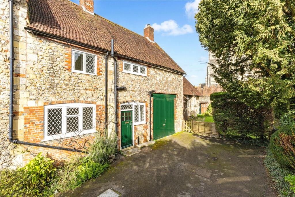 Main image of property: Canon Lane, Chichester, West Sussex, PO19