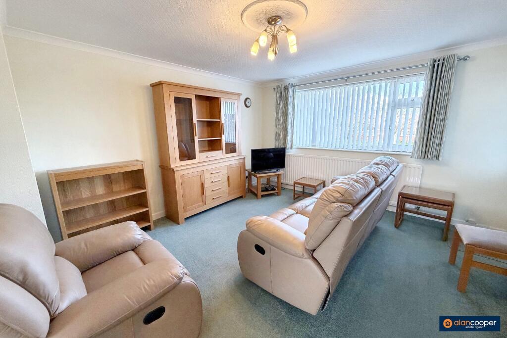 Coniston Court, St Nicolas Park, Nuneaton, CV11 6DB photo 3