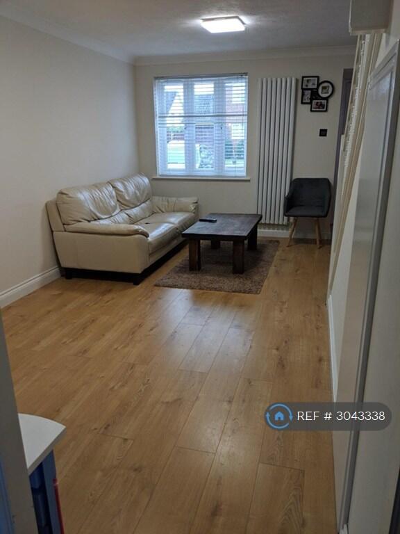 Main image of property: Columbia Avenue, Ruislip, HA4