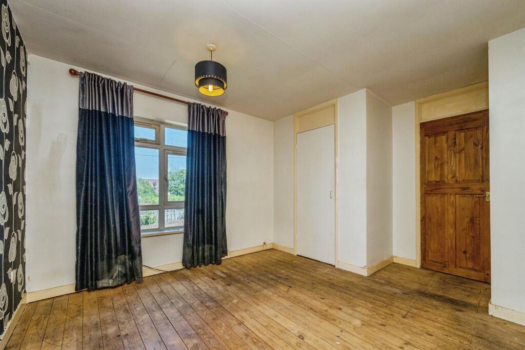 House in Birmingham, West Midlands - View 2
