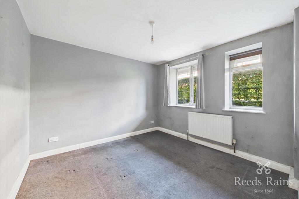 Apartment in Salford - View 4