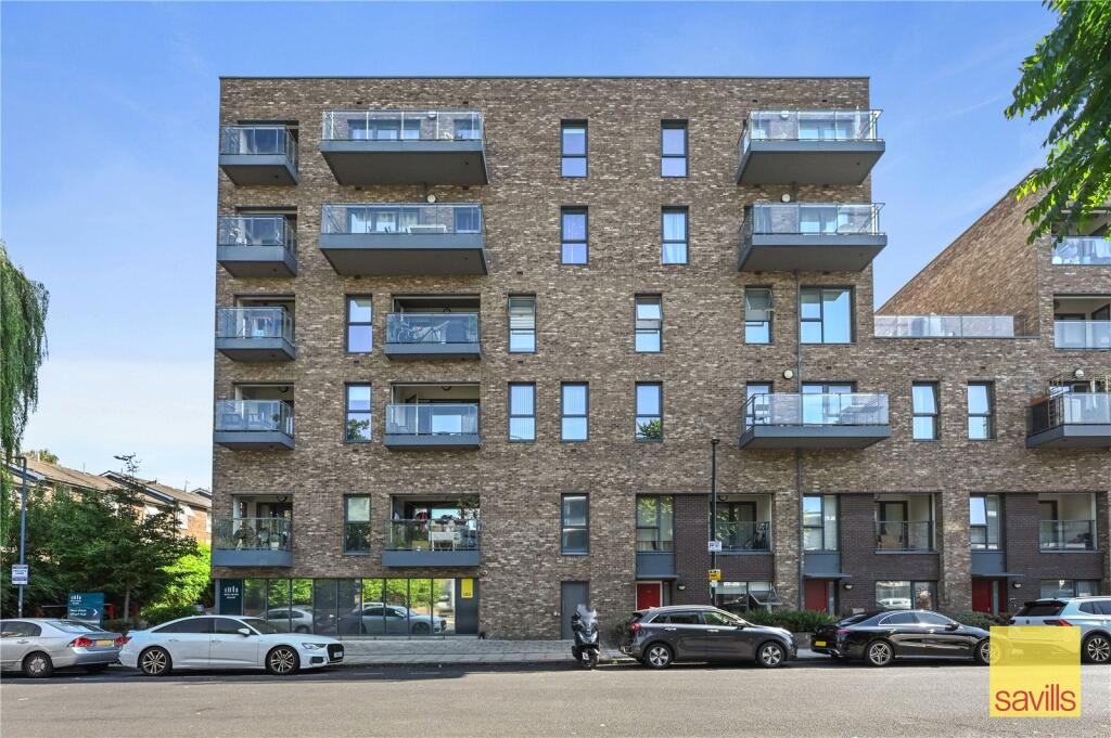 Main image of property: Willow House, 8 River Barge Close, Isle Of Dogs, London, E14