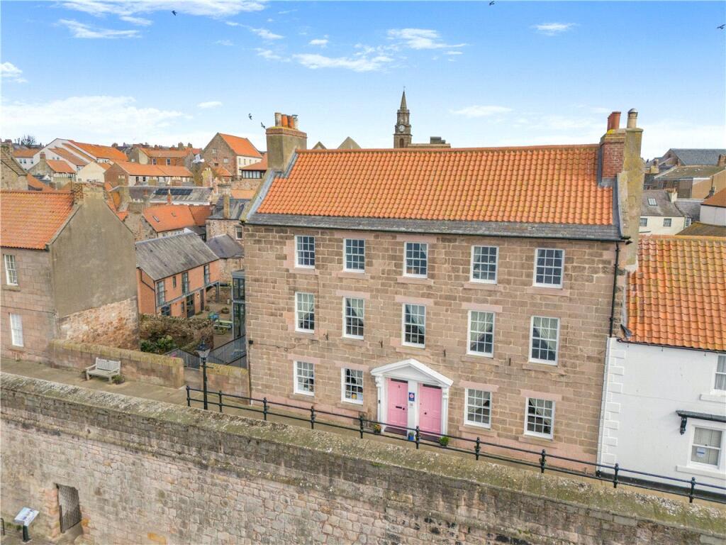Main image of property: The Walls, 8 Quay Walls, Berwick-upon-Tweed, Northumberland, TD15