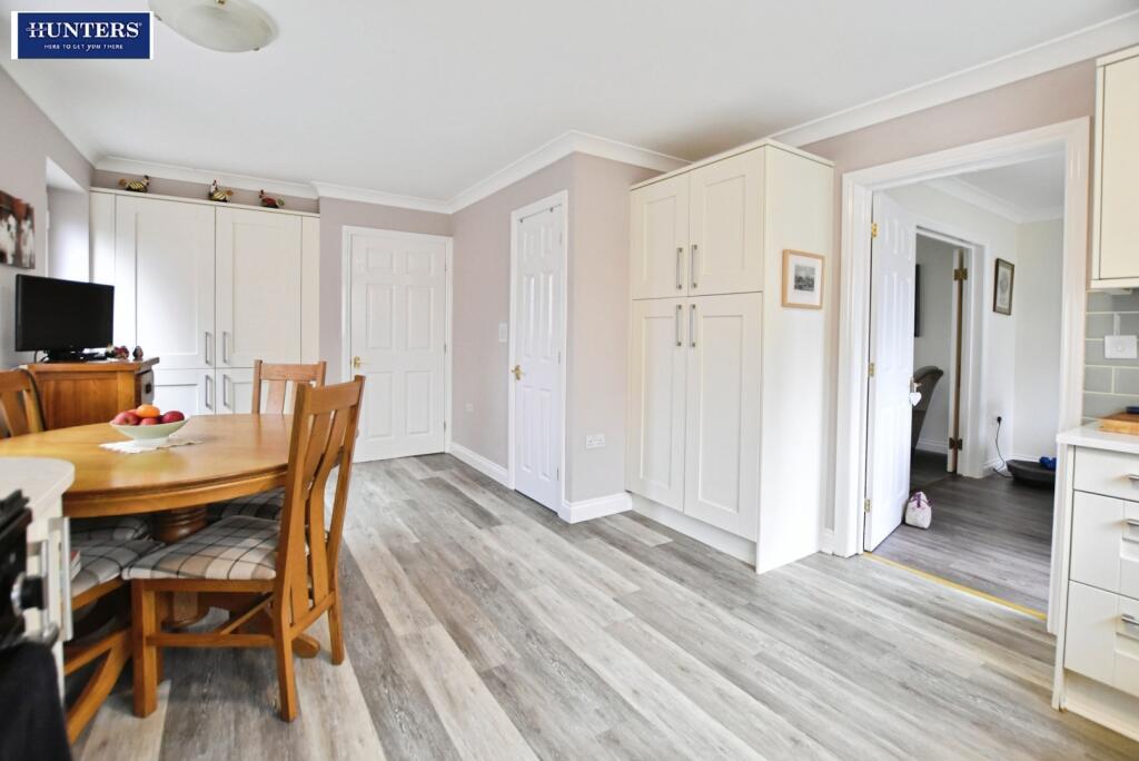 House in West Lindsey, Scotter - View 4