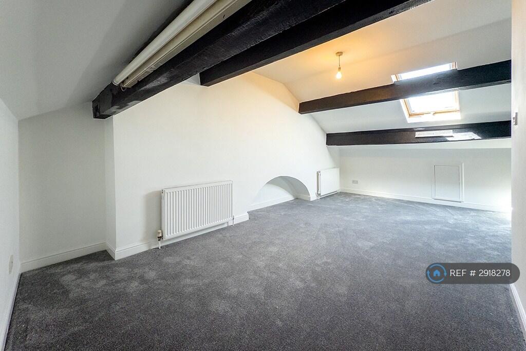Main image of property: Stamford Arcade, Ashton-Under-Lyne, OL6