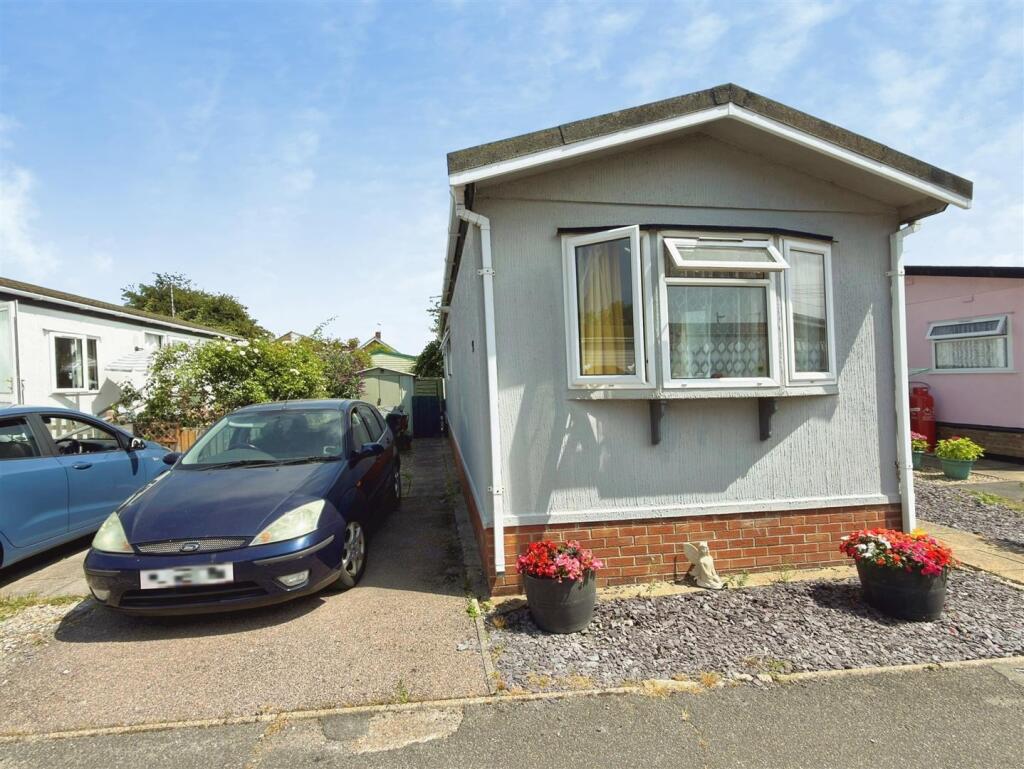 Main image of property: Beach Farm Park, Arbor Lane, Pakefield, Lowestoft