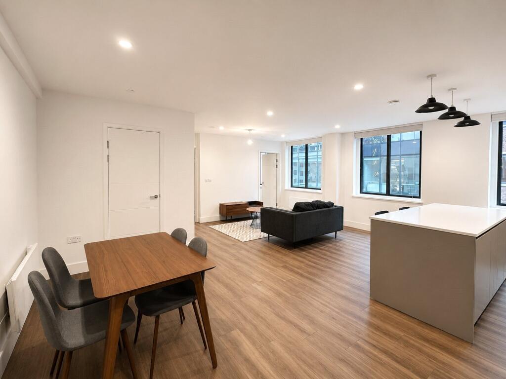 Apartment in Birmingham, Jewellery Quarter - View 5