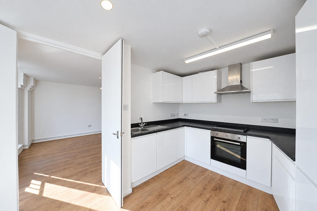 Apartment in London, Canada Water, Rotherhithe - View 4